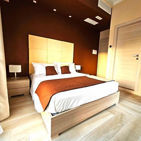 Trilogy Prestige - Central Premium Suites Lecce Exteriör bild