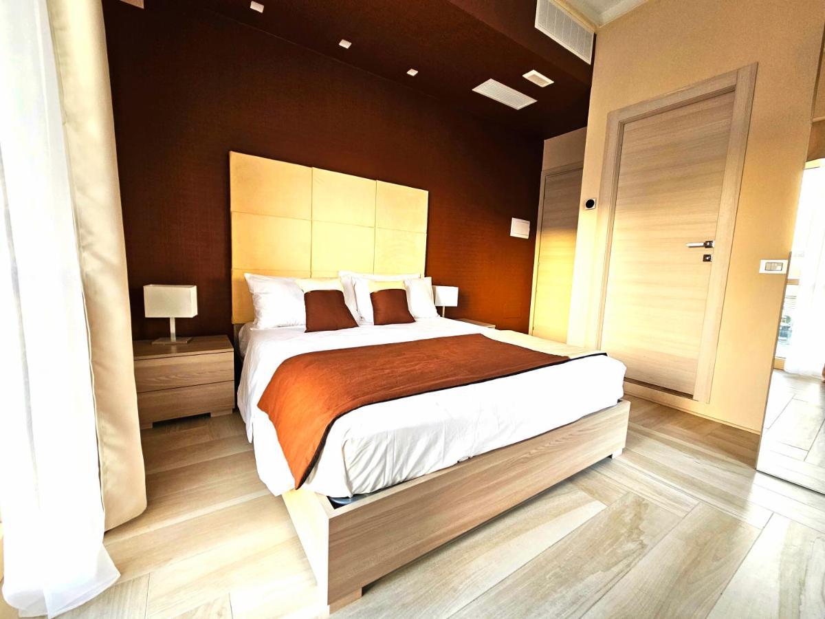 Trilogy Prestige - Central Premium Suites Lecce Exteriör bild