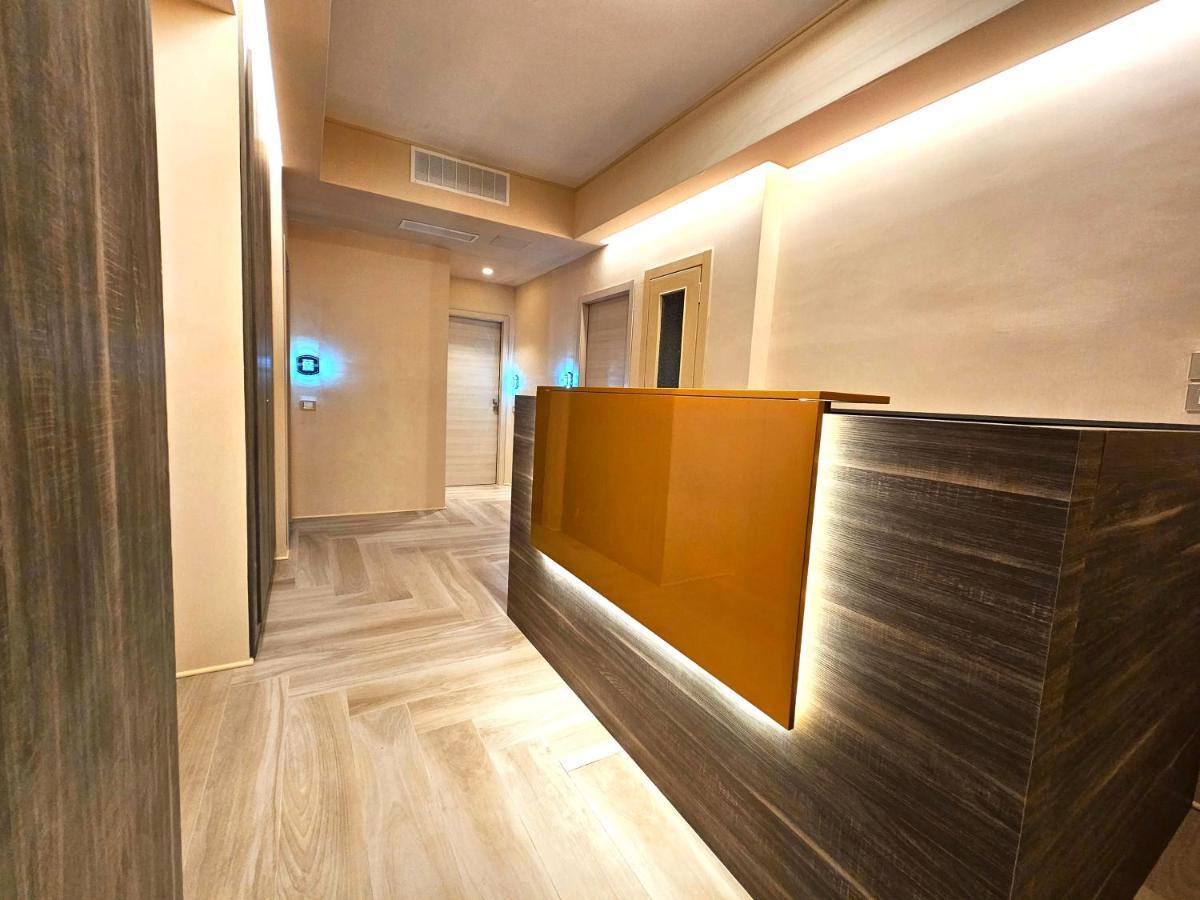 Trilogy Prestige - Central Premium Suites Lecce Exteriör bild