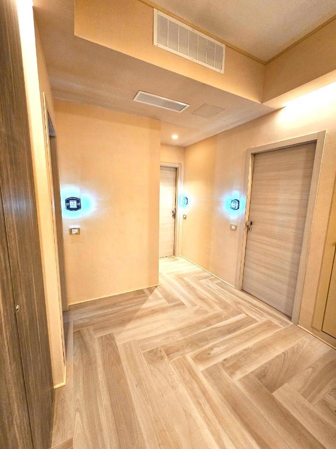 Trilogy Prestige - Central Premium Suites Lecce Exteriör bild