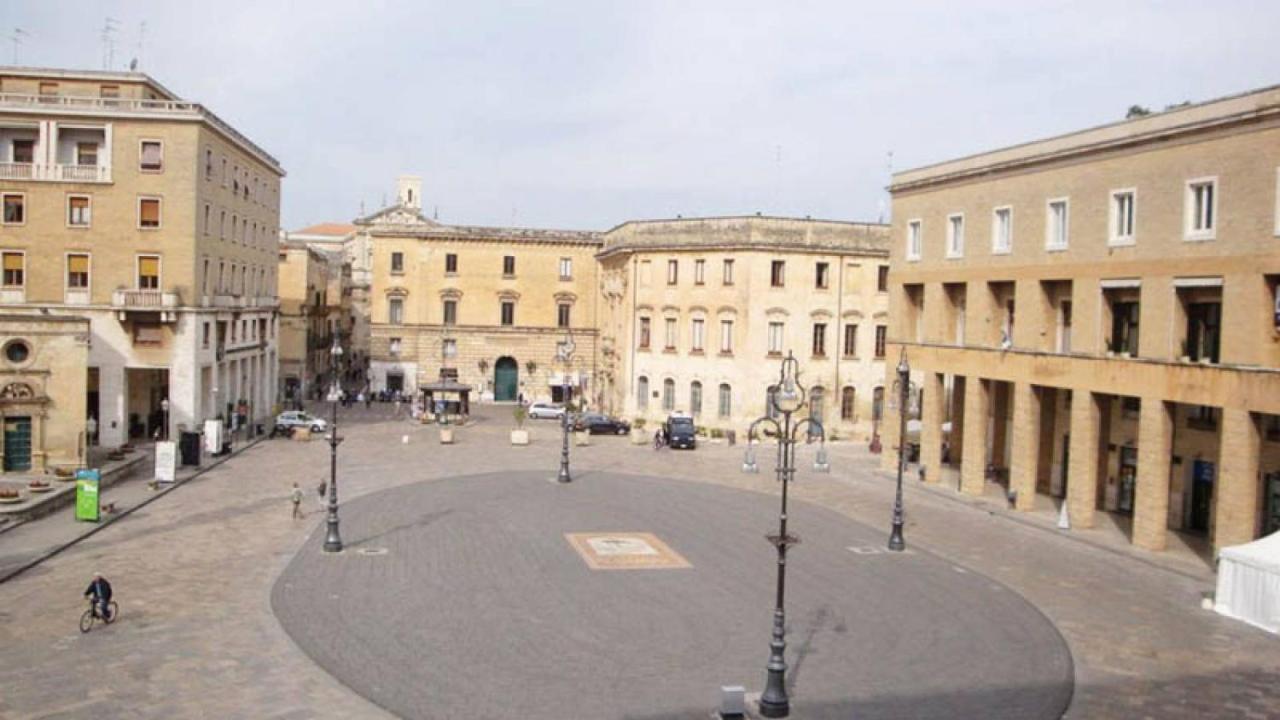 Trilogy Prestige - Central Premium Suites Lecce Exteriör bild